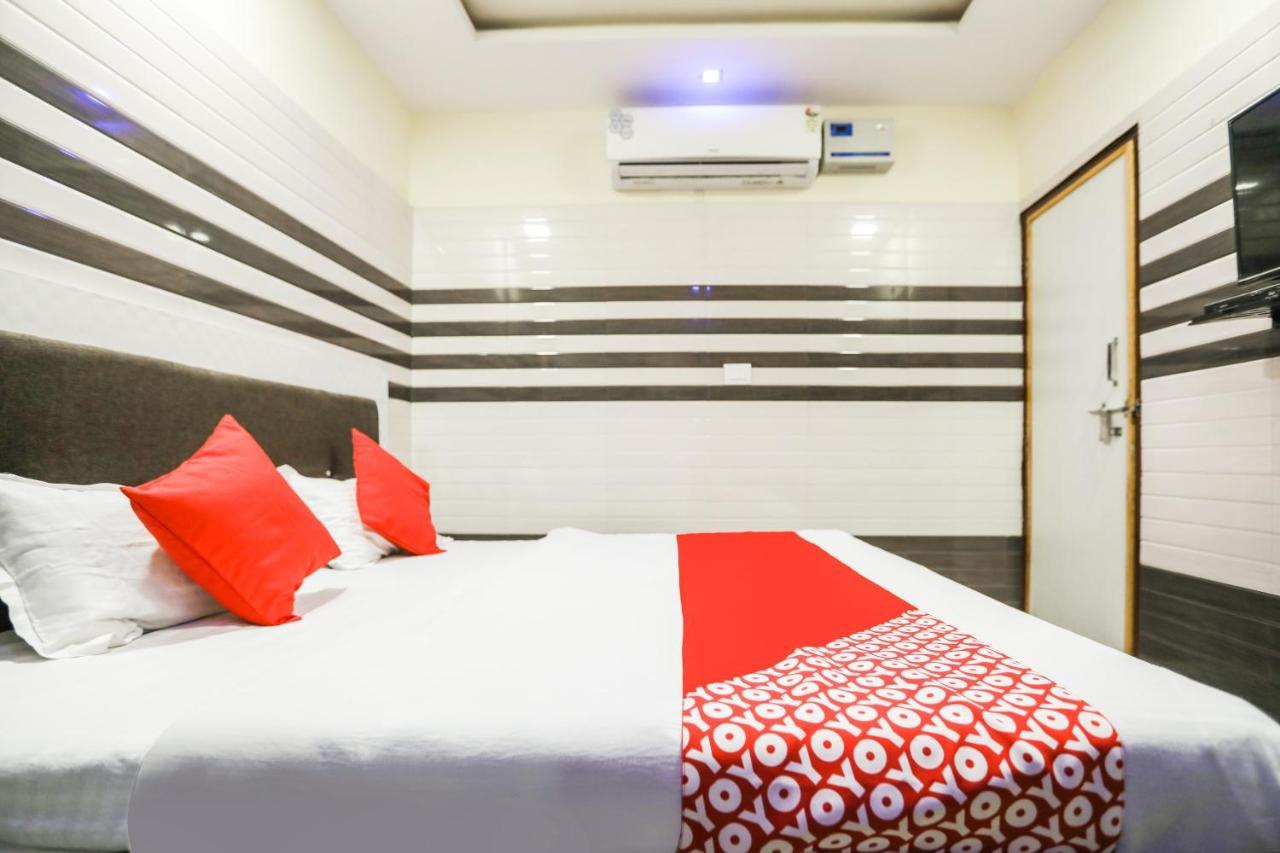 Oyo 71693 Starlight Hotel Gangānagar Eksteriør billede